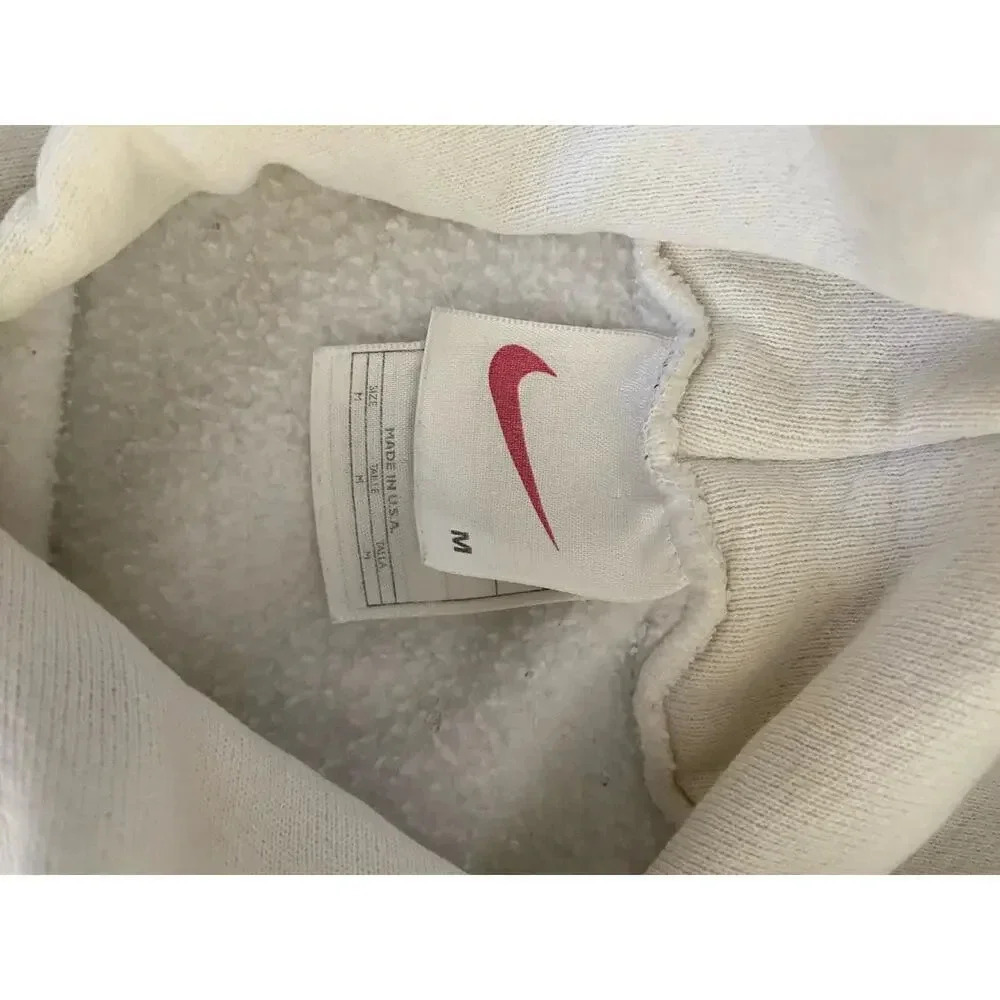 Nike Men's White vintage rare center Swoosh Sweatshirt Size Medium - Picture 3 of 9